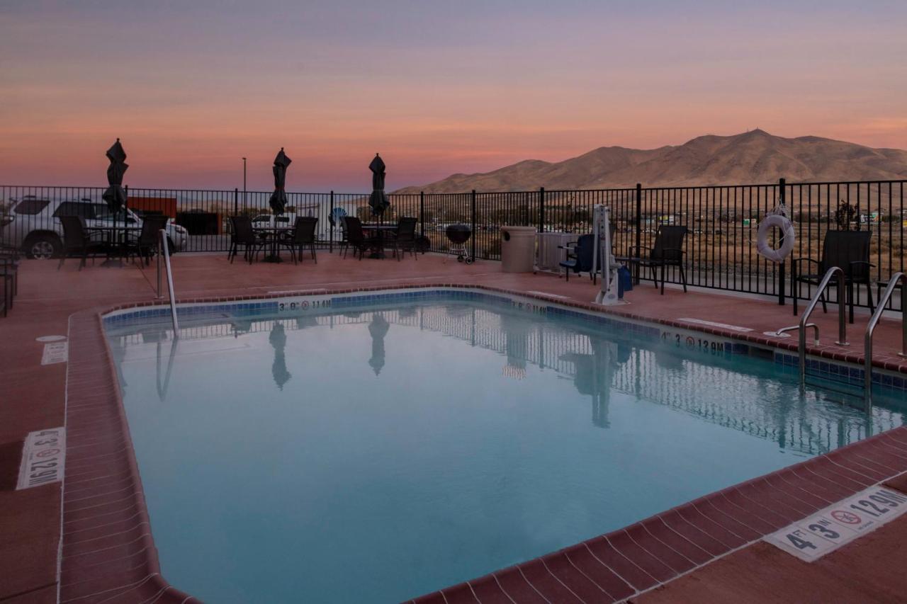 Fairfield Inn & Suites By Marriott Winnemucca Ngoại thất bức ảnh